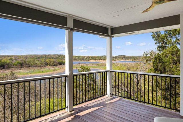 1021 Coventry RD, Spicewood, TX 78669