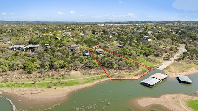 1021 Coventry RD, Spicewood, TX 78669