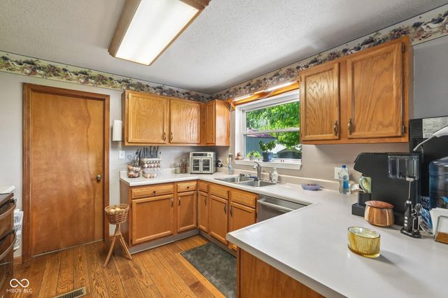 5115 Gibbs Road, Plainfield, IN 46168