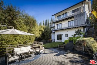 3589 Multiview Drive, Los Angeles, CA 90068