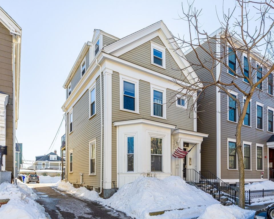 581 East 8th Street, Boston, MA 02127