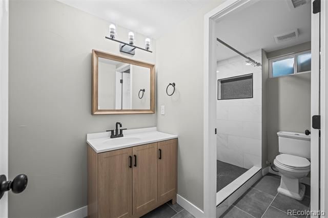 5725 W 5th Avenue, Lakewood, CO 80226