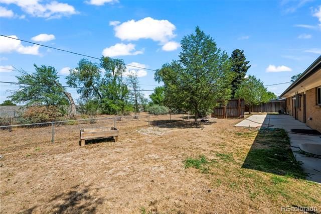 5725 W 5th Avenue, Lakewood, CO 80226