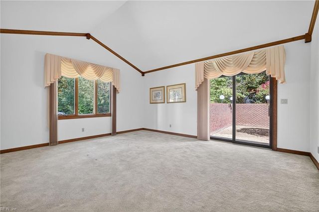8800 Carters Cove RD, Suffolk, VA 23433