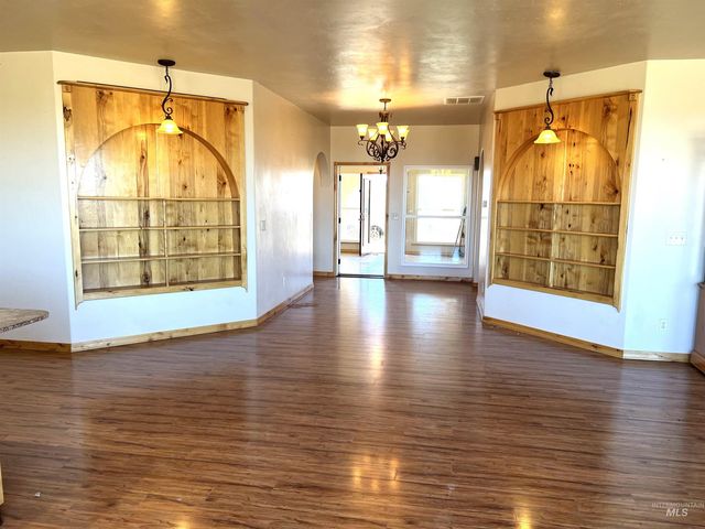 3248 N 2800 East, Twin Falls, ID 83301