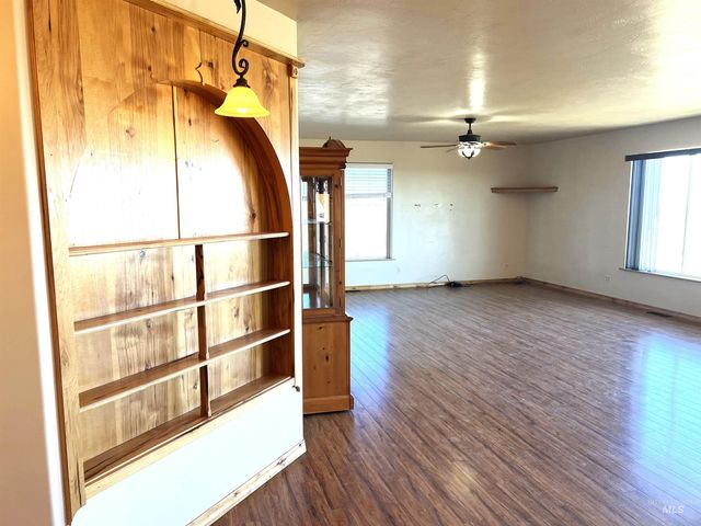 3248 N 2800 East, Twin Falls, ID 83301