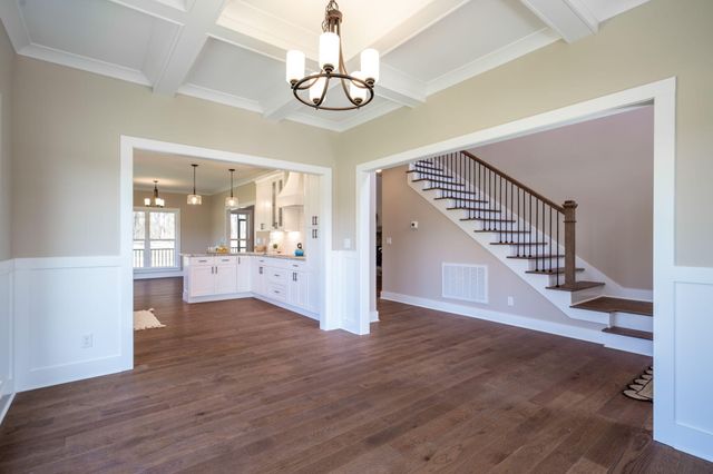 7679 Sir Anderson Court, Ooltewah, TN 37363