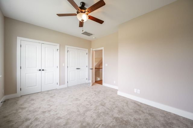 7679 Sir Anderson Court, Ooltewah, TN 37363