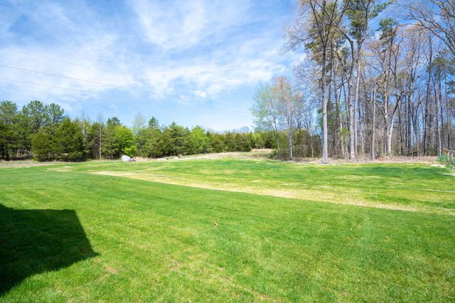 7679 Sir Anderson Court, Ooltewah, TN 37363