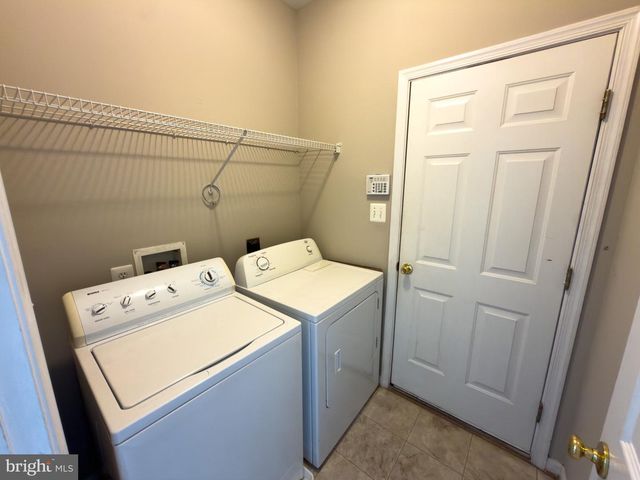 1929 MELVOR LN, Winchester, VA 22601