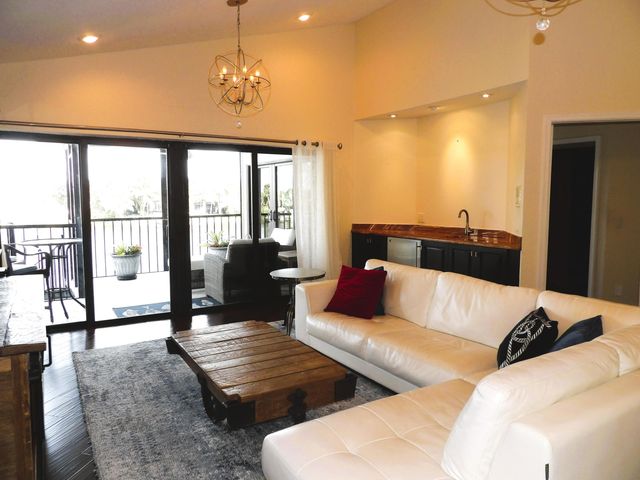 13348 Mangrove Isle Drive, Palm Beach Gardens, FL 33410