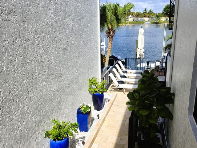13348 Mangrove Isle Drive, Palm Beach Gardens, FL 33410