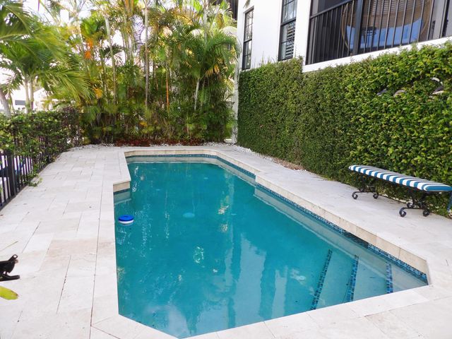 13348 Mangrove Isle Drive, Palm Beach Gardens, FL 33410