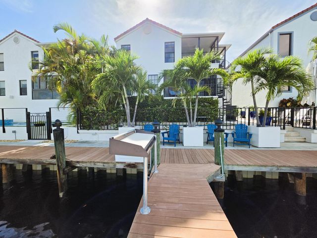 13348 Mangrove Isle Drive, Palm Beach Gardens, FL 33410