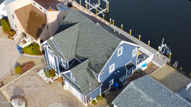 3462 E Lisbon Avenue, Toms River, NJ 08753