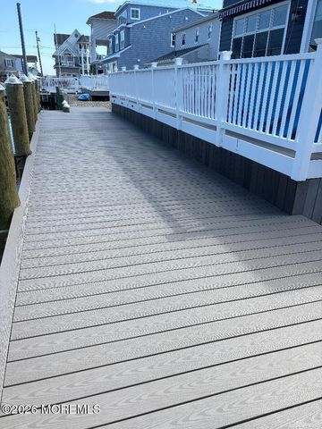 3462 E Lisbon Avenue, Toms River, NJ 08753