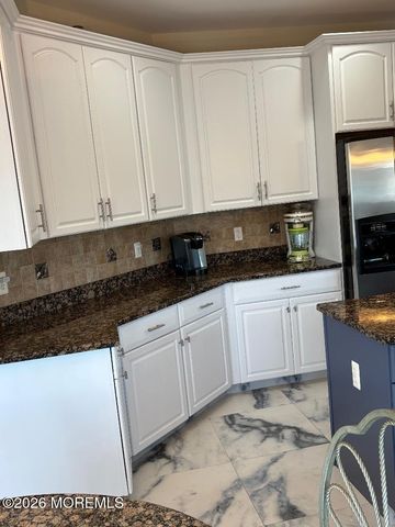 3462 E Lisbon Avenue, Toms River, NJ 08753