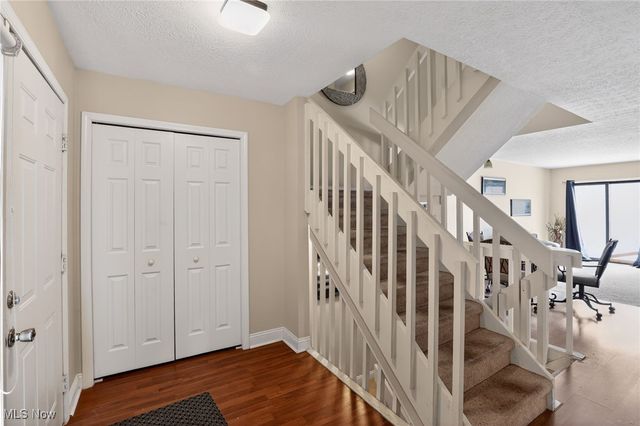 963 Morningstar Drive, Akron, OH 44307