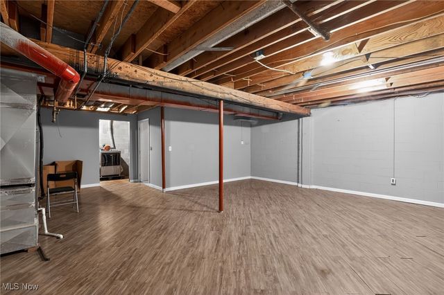 963 Morningstar Drive, Akron, OH 44307