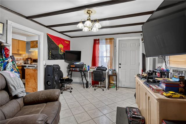 31 Sassafras Street, Providence, RI 02907