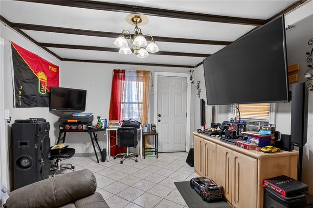 31 Sassafras Street, Providence, RI 02907