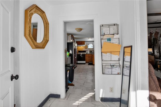 31 Sassafras Street, Providence, RI 02907