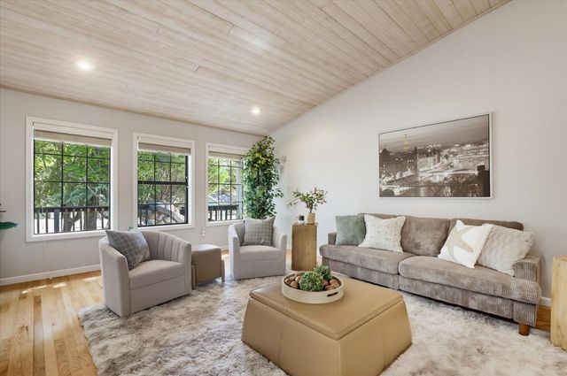 12808 Lake Wildwood Dr, Penn Valley, CA 95946