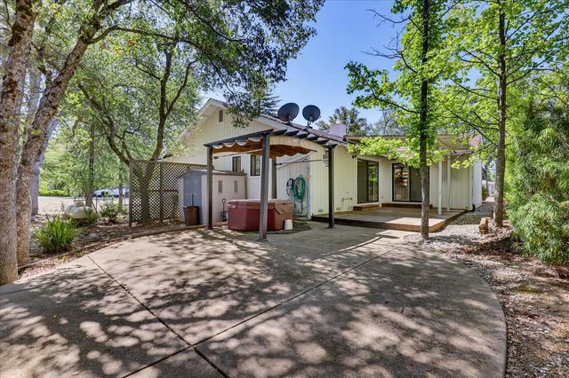 12808 Lake Wildwood Dr, Penn Valley, CA 95946