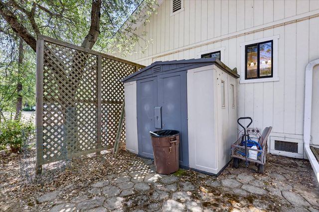 12808 Lake Wildwood Dr, Penn Valley, CA 95946