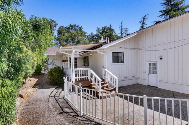 12808 Lake Wildwood Dr, Penn Valley, CA 95946