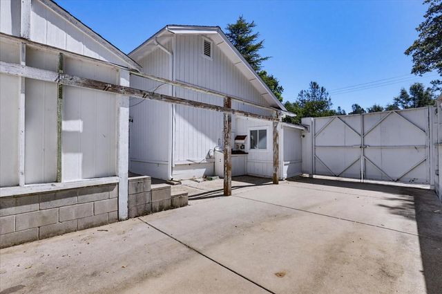 12808 Lake Wildwood Dr, Penn Valley, CA 95946