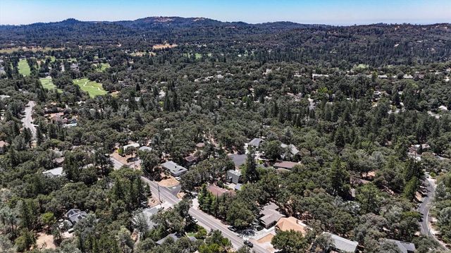 12808 Lake Wildwood Dr, Penn Valley, CA 95946