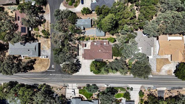 12808 Lake Wildwood Dr, Penn Valley, CA 95946