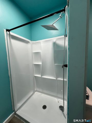 100 7th Street, Norwich, CT 06360