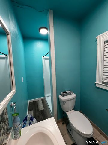 100 7th Street, Norwich, CT 06360