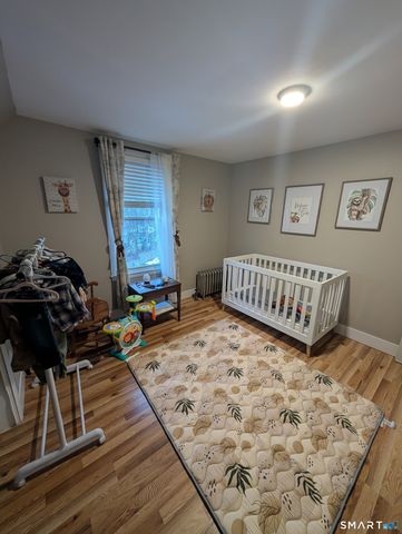 100 7th Street, Norwich, CT 06360