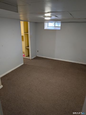 100 7th Street, Norwich, CT 06360