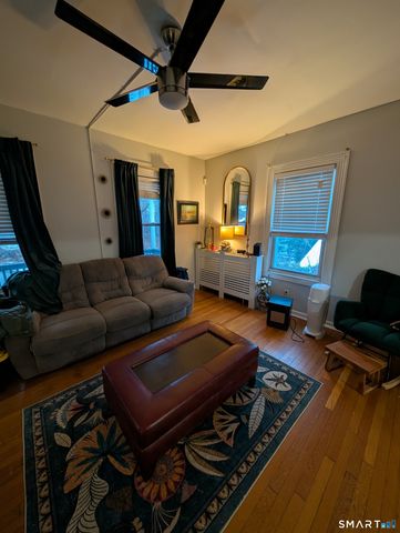 100 7th Street, Norwich, CT 06360