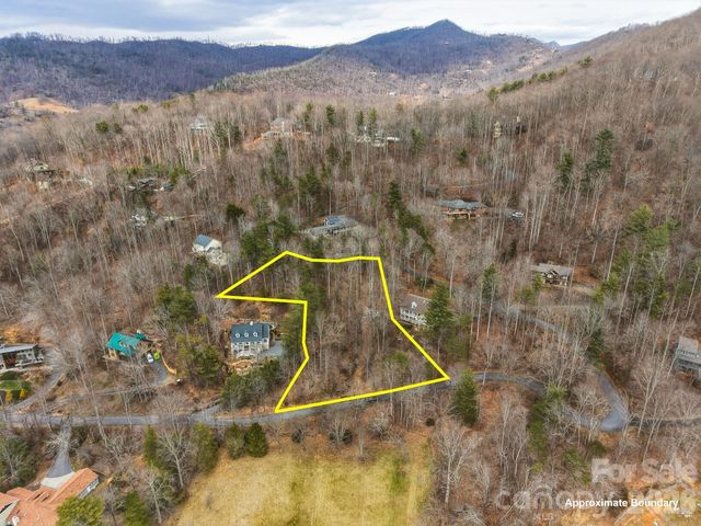 99999 Hawk View Drive 7, Asheville, NC 28804