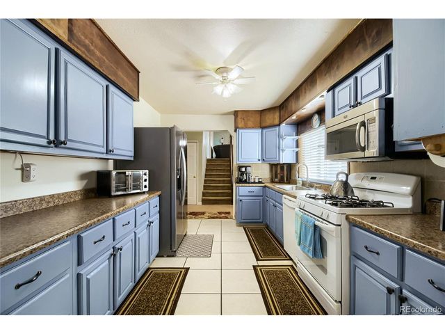 180 N 9th Ave, Brighton, CO 80601