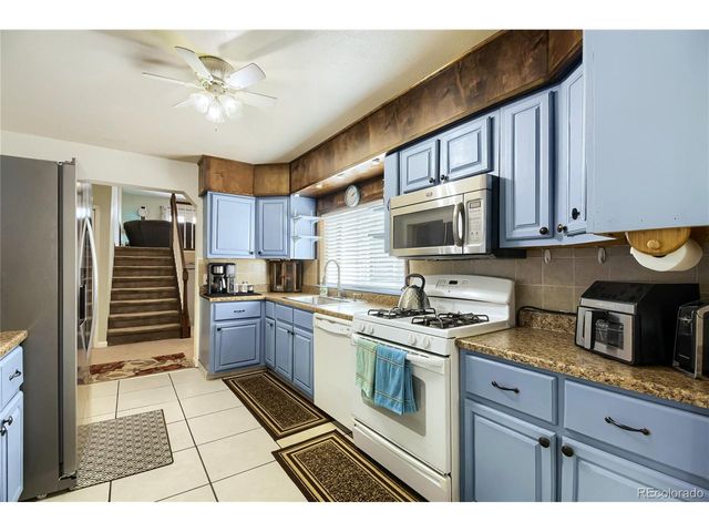 180 N 9th Ave, Brighton, CO 80601