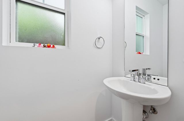 105 Elkhart ST 3, Austin, TX 78702