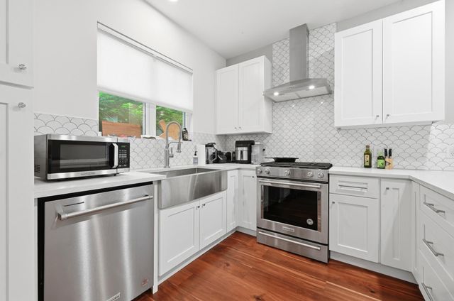 105 Elkhart ST 3, Austin, TX 78702