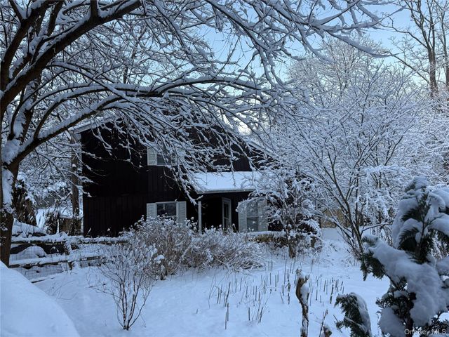 8 Sunset Drive, Bedford Hills, NY 10507