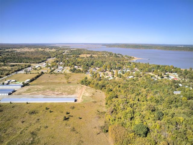 4 Hamilton Road, Eufaula, OK 74432