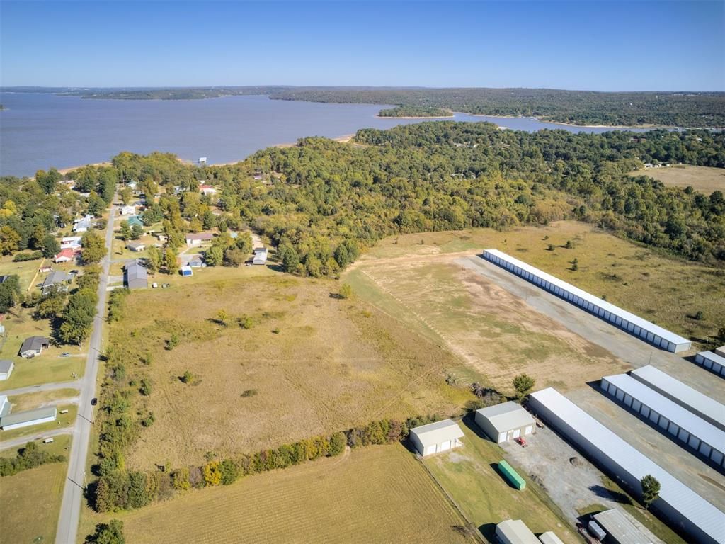 4 Hamilton Road, Eufaula, OK 74432