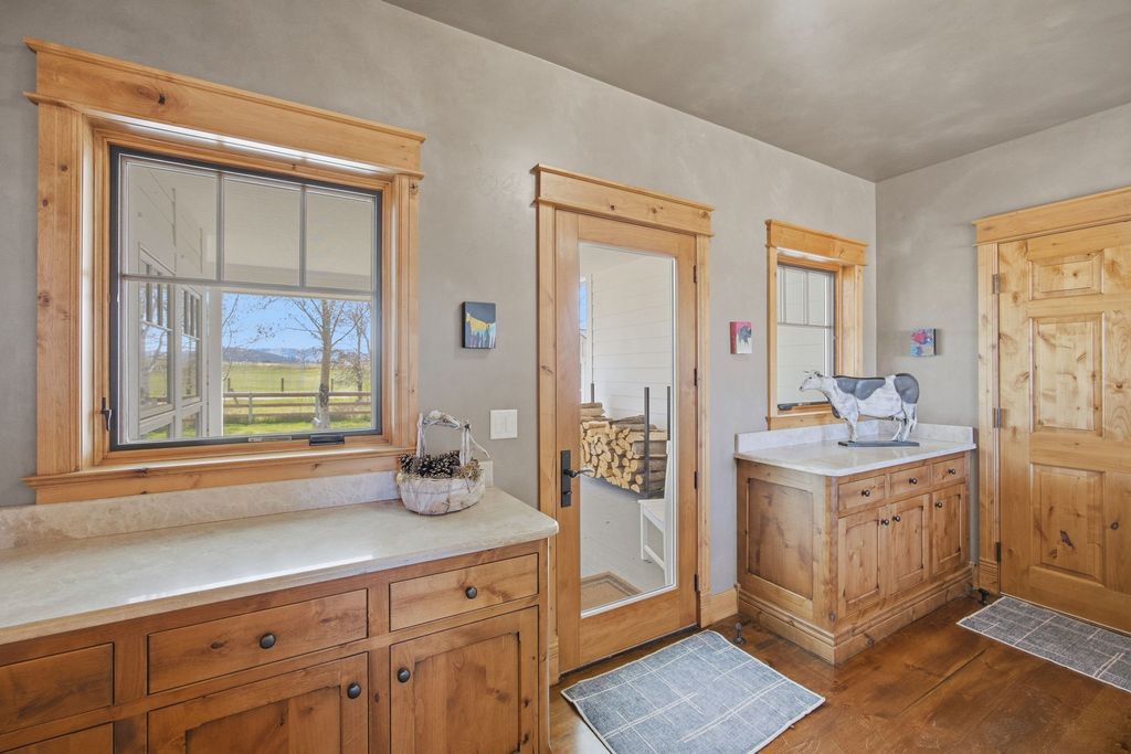 351 Ogden Lane, Hamilton, MT 59840 photo 39