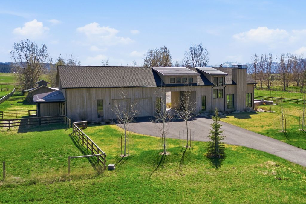 351 Ogden Lane, Hamilton, MT 59840 photo 8