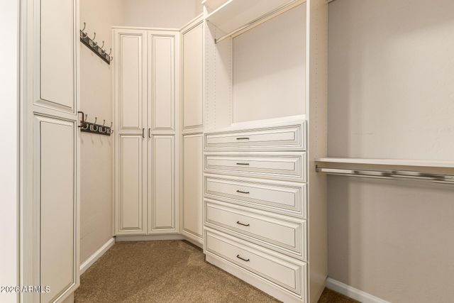 3833 N DESERT OASIS Circle, Mesa, AZ 85207