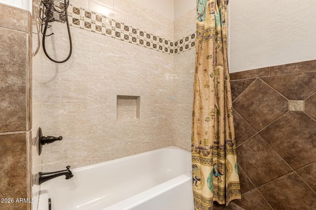 3833 N DESERT OASIS Circle, Mesa, AZ 85207